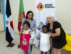 Dress a Girl Portugal donación a Niños con Don Bosco
