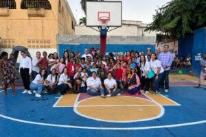 Actividad Sonrisas solidarias con Doctores Mallén Group